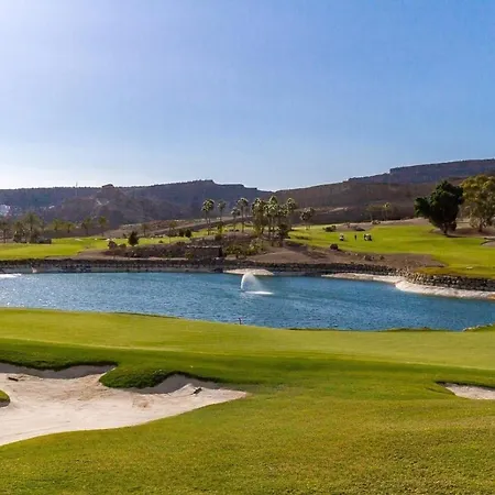 Willa Tauro Golf Oasis Luxury *